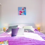 Apartment Mala